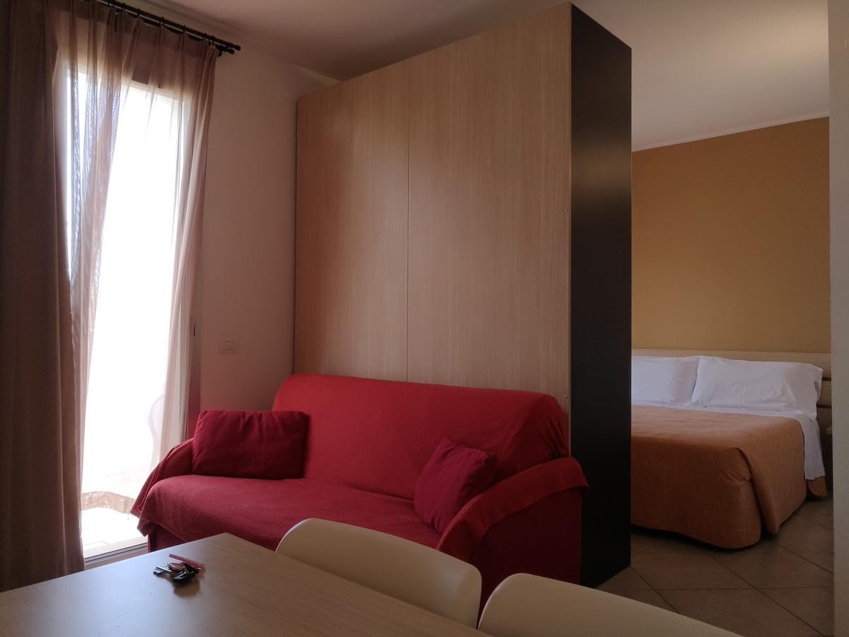 Residence Ilario Suite Hotel Ричоне Екстериор снимка
