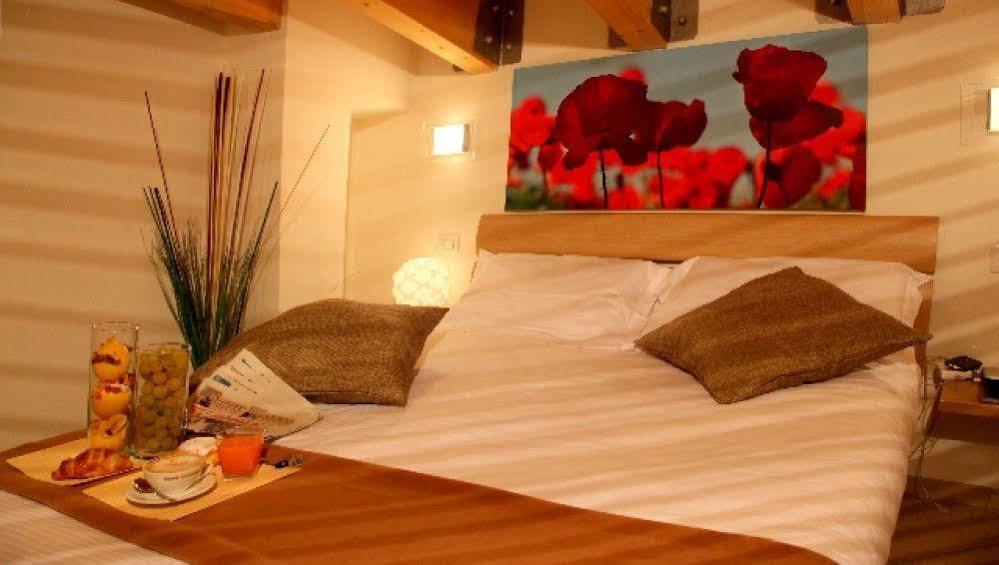 Residence Ilario Suite Hotel Ричоне Екстериор снимка